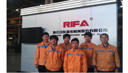 热烈：豥g视讯精机员工在2013年全省技能大赛中载誉而归