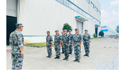 强队先强心，铸剑先铸魂，dg视讯精机经济护卫队开展集中军事训练