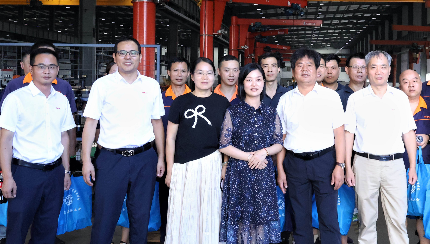 [dg视讯精机]无惧“烤”验，夏“送清凉”|dg视讯精机开展高温慰问活动